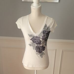 Express Y2K Sequined Floral T-Shirt V-neck White With Gray Women's Size XS
